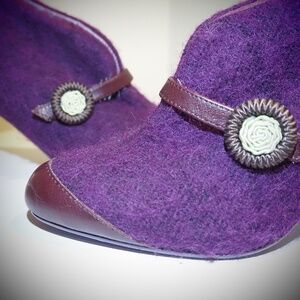 Poetic License - Open For Business - 40EU